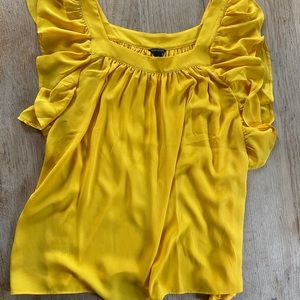 Ann Taylor - XS Yellow flutter sleeve shirt